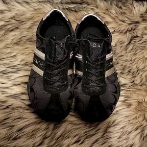 Coach shoes used 7 med